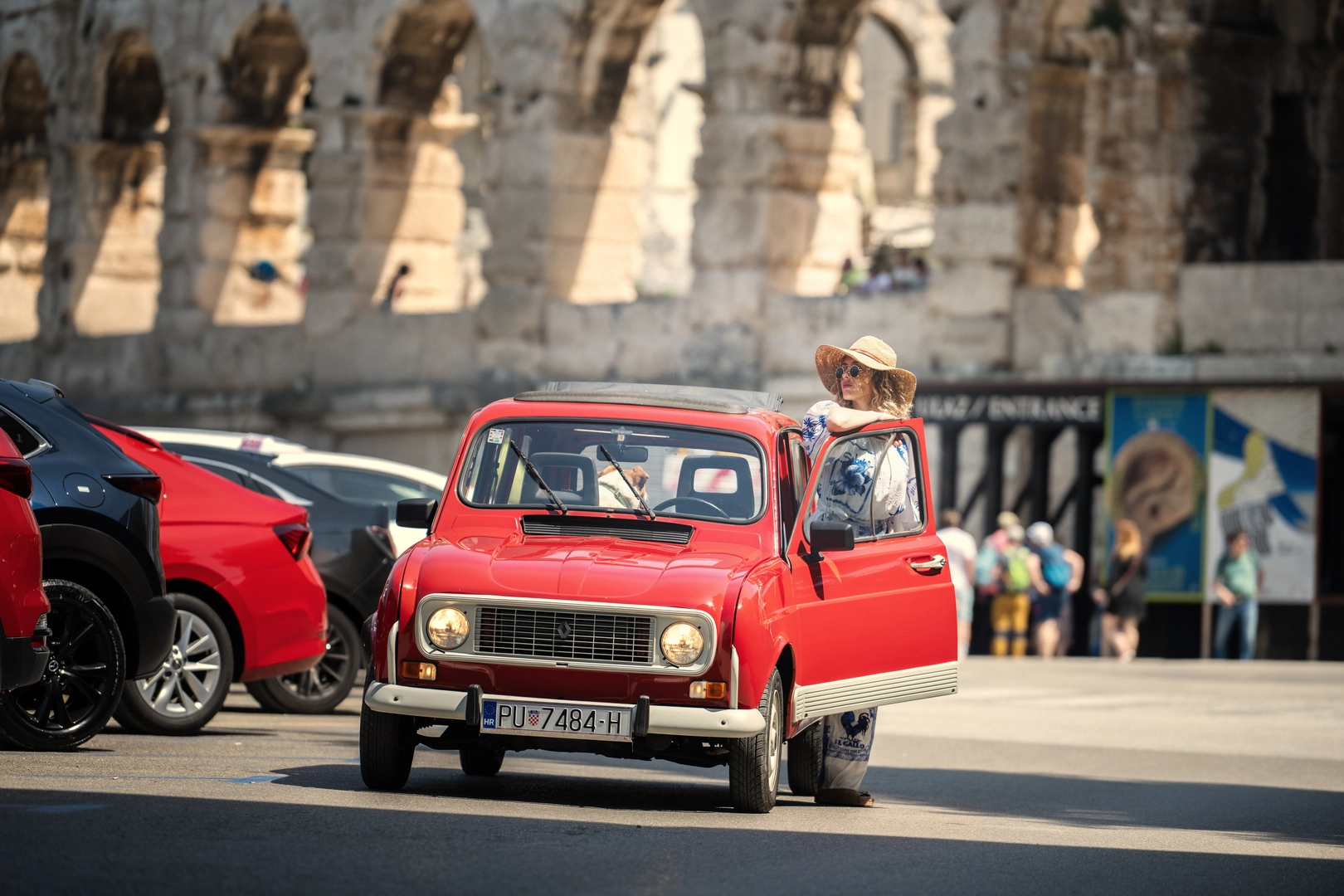 Slide showing Renoletta_1365_copy_result