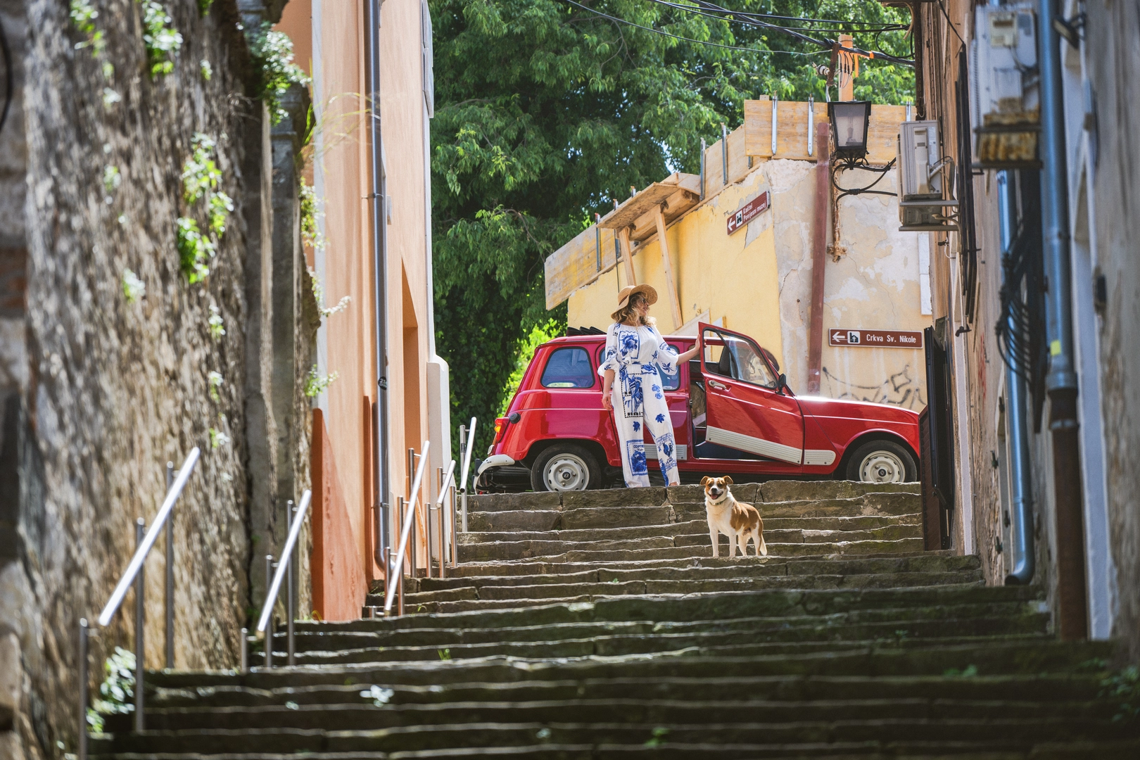 Slide showing Renoletta_1527-Enhanced-NR_copy_2_result